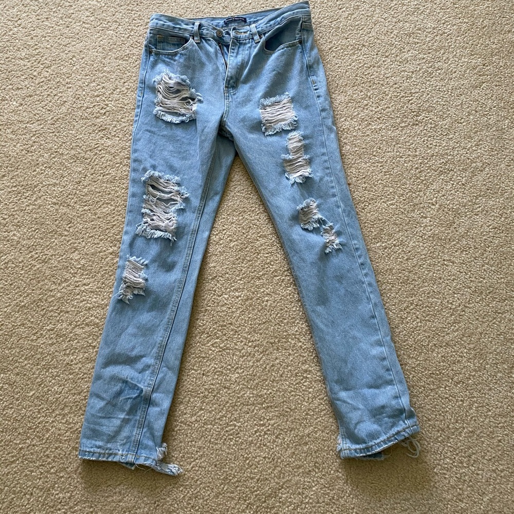 LIGHT BLUE BRANDY MELVILLE DISTRESSED JEANS